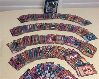 MMT072 Over 400 Yu-Gi-Oh! Trading Cards & More!