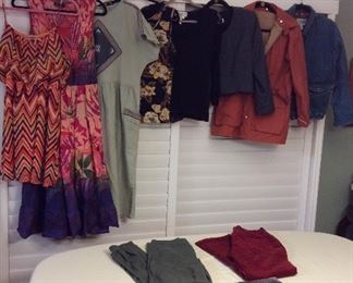 MMT157 Various Women’s Clothing 