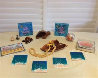 MMT212 Hawaiian Beach Themed Lot