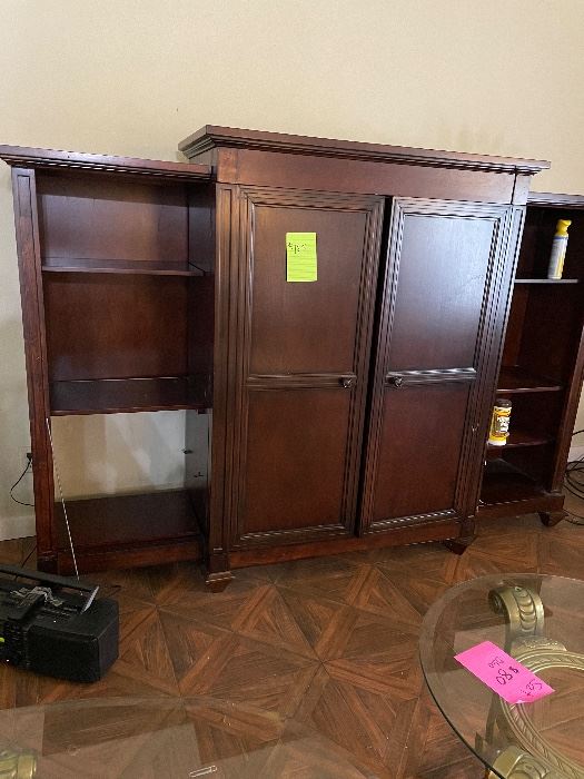 Estate Sale with furniture in Houston, TX starts on 12/10/2022