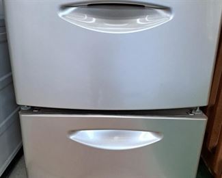 Pair of Washer/Dryer Risers