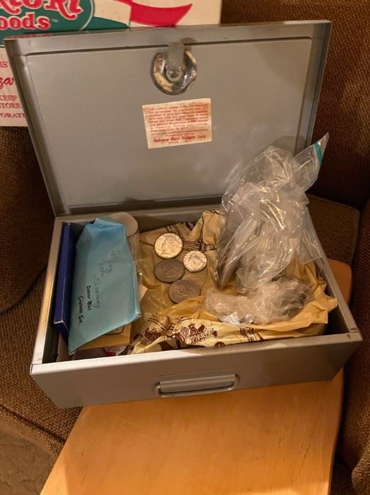 Estate Auction Onsite Bristol starts on 12/11/2022