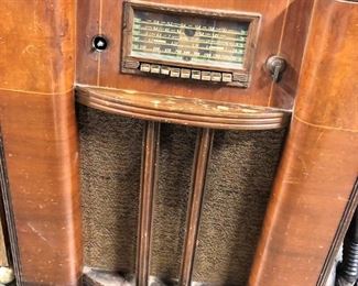 Vintage floor radio