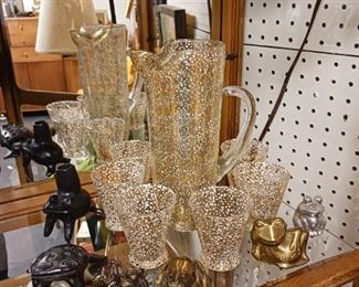 Frosty speckled cocktail picture and glassware matching