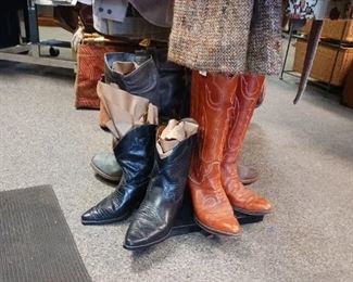 Women's shoes and boots size 5 to 8