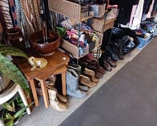 Women's shoes and boots size 5 to 8