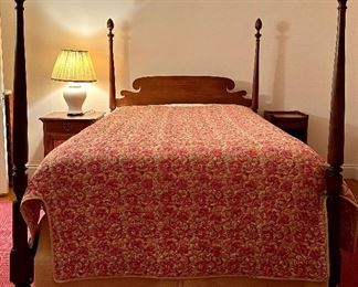 Vintage Four Poster Double/Full Bed