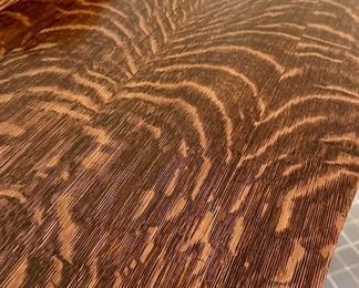 detail-Stunning wood grain!