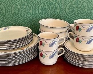 Lenox Chinastone "Poppies on Blue"