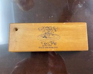 Looney tunes wooden box with oen