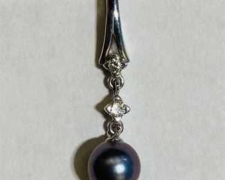 $150 All Real Authentic 14K White Gold 0.7 Grams 0.05 Carat Diamond Black Pearl Pendant Please text or call 7032689529 for inquiries, or visit Tysons Jewelry located at:
8373 Leesburg Pike #12, Vienna Virginia 22182
Robert, the owner of Tysons Jewelry, has over 30+ years working in the jewelry business and has verified the authenticity of this listing.
Robert buys gold and precious metals at 95%. Please use the link: https://tysonsjewelry.net for specific prices.
Inquiries regarding gold, silver, precious metals, coins, watches, diamonds, cars, and collectibles are welcome!
Visit the Tysons Jewelry Facebook store using this link for more pictures:
https://www.facebook.com/marketplace/profile/100029355397784/?ref=share_attachment
