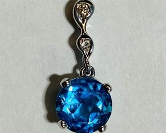 $120 All Real Authentic 14K White Gold 1.2 Grams 0.03 Carat Diamond Blue Topaz Pendant Please text or call 7032689529 for inquiries, or visit Tysons Jewelry located at:
8373 Leesburg Pike #12, Vienna Virginia 22182
Robert, the owner of Tysons Jewelry, has over 30+ years working in the jewelry business and has verified the authenticity of this listing.
Robert buys gold and precious metals at 95%. Please use the link: https://tysonsjewelry.net for specific prices.
Inquiries regarding gold, silver, precious metals, coins, watches, diamonds, cars, and collectibles are welcome!
Visit the Tysons Jewelry Facebook store using this link for more pictures:
https://www.facebook.com/marketplace/profile/100029355397784/?ref=share_attachment