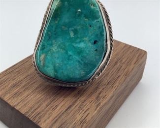 Native American Turquoise Silver Ring