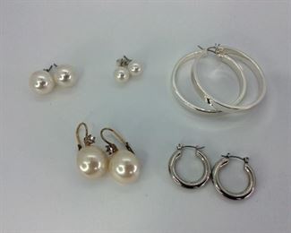 Silver tone and Pearl Earrings (5) pairs