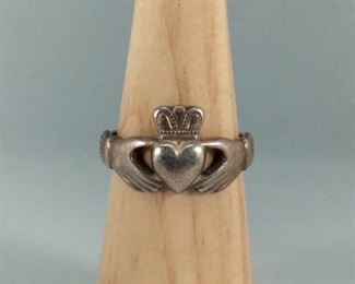 Claddagh Silver Ring