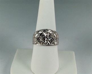 White 14k Gold Diamond Ring