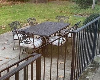 Nice quality outdoor set