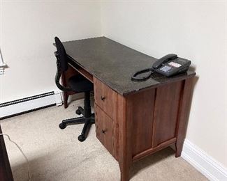 Nice size desk