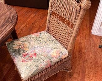 Set up four quality wicker chairs