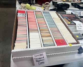 large lot of baseball cards