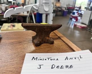 mini anvil 