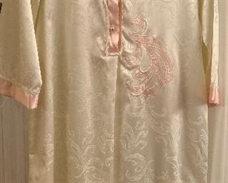 Vtg Neiman Marcus Nightgown