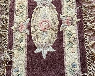Elegant Hand Tufted Chinese Rug
