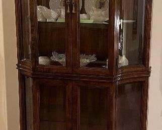 Vtg Curio, Vtg Beleek