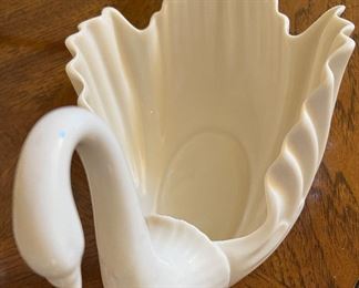 Lenox Swan