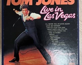 Tom Jones – Live In Las Vegas
X 79031 / R2R