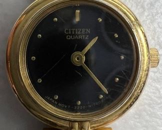 Citizen women's wristwatch