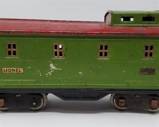 Lionel Standard Gauge PreWar No. 517 Green/Red Caboose