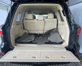 $86,000 2021 Lexus LX570
Please text or call 7032689529 for inquiries, or visit Tysons Jewelry located at:
8373 Leesburg Pike #12, Vienna Virginia 22182
It is in excellent condition.
First Owner,
3800 Miles, 
the VIN is JTJFY7AX6M4333726.
The price shown is the final bottom price.