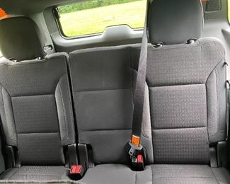 $42,500 2021 Suburban LS
Please text or call 7032689529 for inquiries, or visit Tysons Jewelry located at:
8373 Leesburg Pike #12, Vienna Virginia 22182
It is in excellent condition.
First Owner,
87800 Miles,
the VIN is 1GNSKBKD5MR216630.
The price shown is the final bottom price.