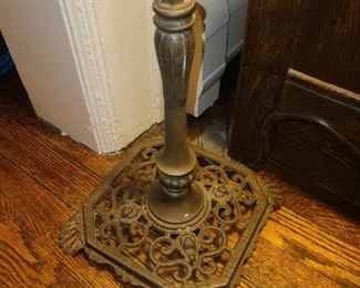 Floor Pedestal Lamp