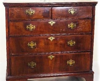 Chippendale Antique 5-drawer Chest hand dovetailed circa 1800  - 1850  (40.5 x 21 x 38.5)