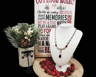 Beautiful Red Stone Necklace Earrings