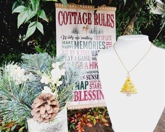 Christmas Necklace 2  Yellow Christmas Tree