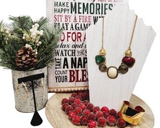 Christmas Necklace, Bracelet Earrings
