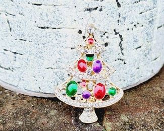 Christmas Tree Pin Pendant