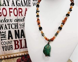 Navajo Turquoise Stones Necklace