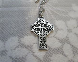 Retired James Avery 13" sterling silver adorn Celtic pendant and chain. $150