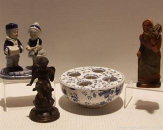 Flower and Frog Bulb Pot and 3 Novel Figurines