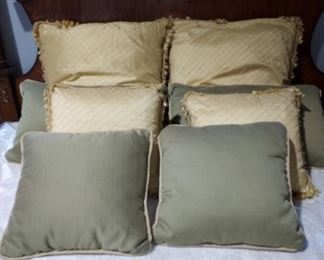 Set of 8 Beautiful Reversible Green Gold Home Decor Pillows