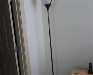 91  tulip shaped floor lamp 81"  150.00