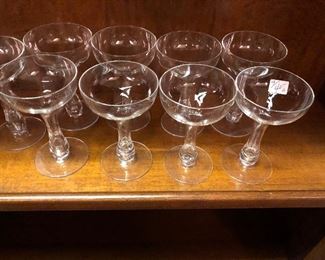 Hollow stem champagnes