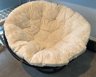 Papasan chair