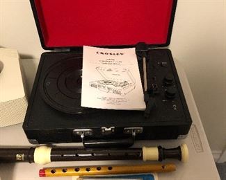 Crosley turn table