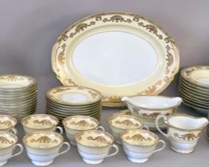 Noritake Goldana 80 Piece Partial Dinner Service, 1945 -1952
