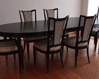 02 Black Table And Chairs
